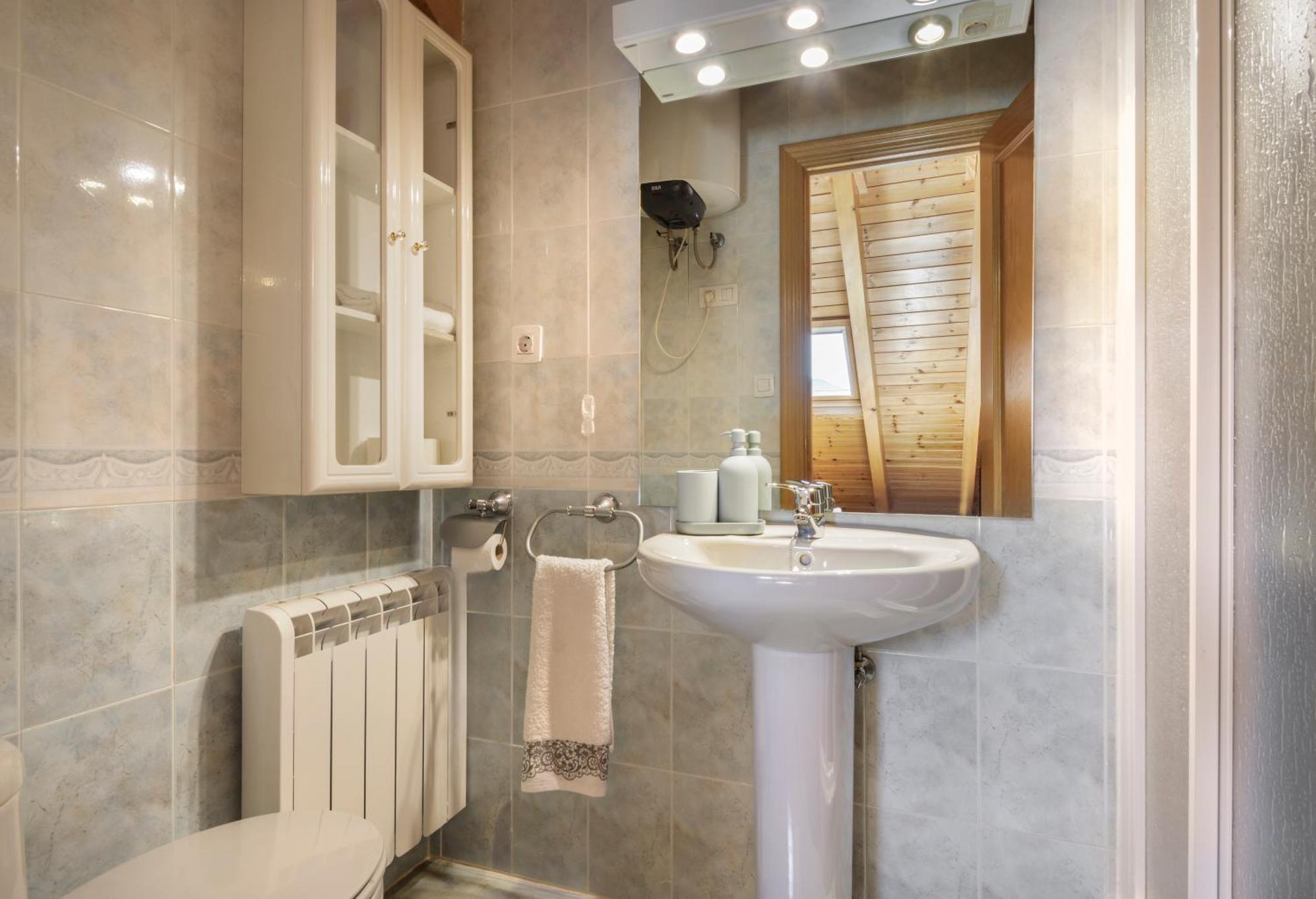Atico Abuhardillado I Aire Acondicionado L Centrico L Garaje L Trastero I Wifi Apartment บีเอสกัส ภายนอก รูปภาพ